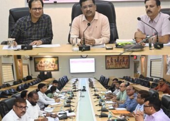 छात्रवृत्ति स्वीकृति और जनसुनवाई को लेकर दिए सख्त निर्देश