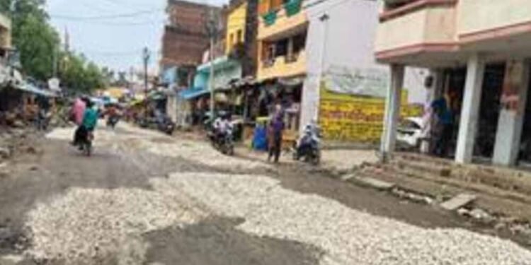 रायपुर को जाम से मिलेगी राहत! चंदनीडीह से पुराना धमतरी रोड तक बनेगा नया रास्ता, अधिकारियों ने किया निरीक्षण