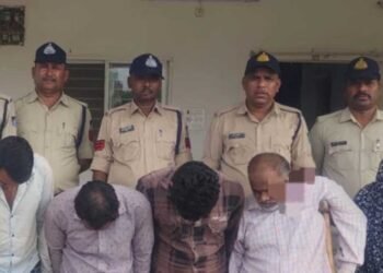 शादी का झांसा देकर कैश-जेवर लूटे, बड़वानी में 24 घंटे में ‘लुटेरी दुल्हन’ गिरोह का पर्दाफाश; पांच गिरफ्तार