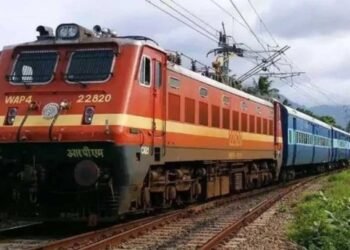 AC कोच भी नहीं सुरक्षित! रायपुर आ रही छात्रा की सोने की चेन चोरी, 29 दिनों में 14 केस