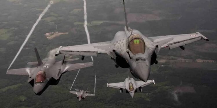 राफेल और F-35 से भी तेज! भारत के ‘पक्के यार’ का बड़ा ऑफर, पाकिस्‍तान की बढ़ी टेंशन