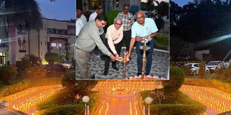 पॉवर कंपनी में प्रबंध निदेशकों ने जलाया  सेवा संकल्प का दीया‘
