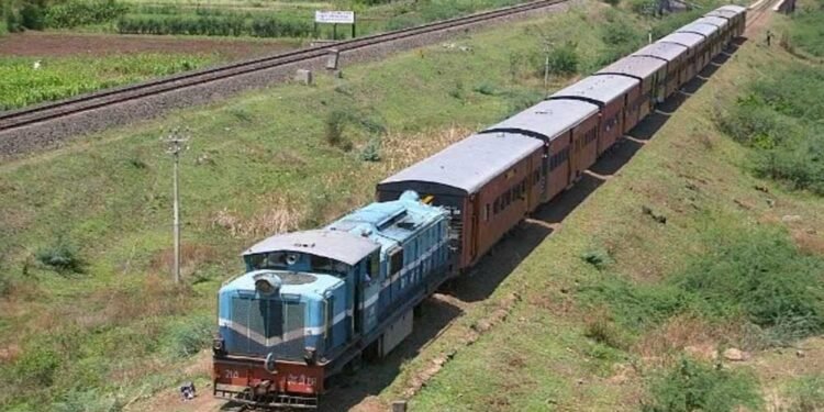 ग्वालियर-बानमोर नैरोगेज का सफर खत्म! 20 किमी ट्रैक उखाड़ने की तैयारी, जल्द टेंडर जारी