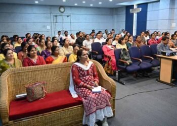 गणित के डर को आकर्षण में बदलने गतिविधि आधारित शिक्षण पर शिक्षकों को मिला व्यावहारिक प्रशिक्षण