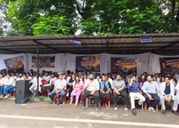 स्टाइपेंड 26% बढ़ा, फिर भी हड़ताल जारी; रायपुर में जूनियर डॉक्टरों की OPD ठप