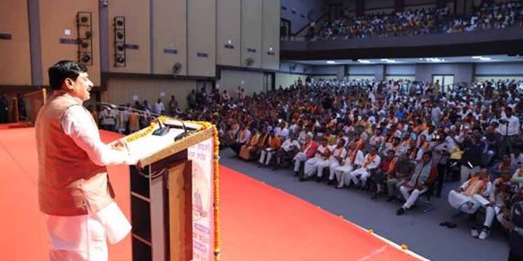 राष्ट्रसेवी स्व. अशोक सिंहल की सेवाएं याद रखी जाएंगी : मुख्यमंत्री डॉ. यादव