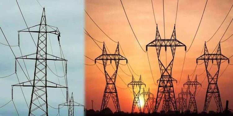एमपी ट्रांसको की टीम ने प्रतिकूल मौसम में बहाल की ग्वालियर-औरैया इंटर स्टेट ट्रांसमिशन लाइन