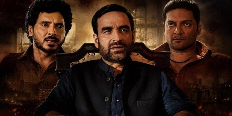 Mirzapur The Movie Review: गुड्डू-मुन्ना की भिड़ंत ने मचाया भौकाल, दमदार डायलॉग्स और एक्शन की तारीफ