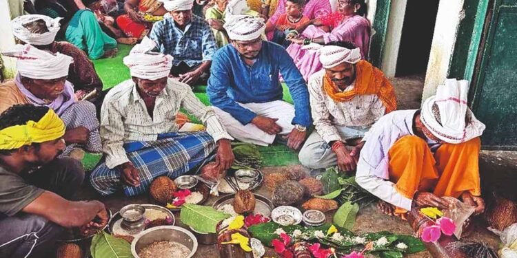 बस्तर में नवाखाई तिहार की शुरुआत, इंद्रावती तट पर लगी विशेष सेवा अर्जी
