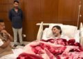 BJP अध्यक्ष नितिन नबीन ने किरण सिंह देव से की मुलाकात, डॉक्टरों से ली स्वास्थ्य की जानकारी
