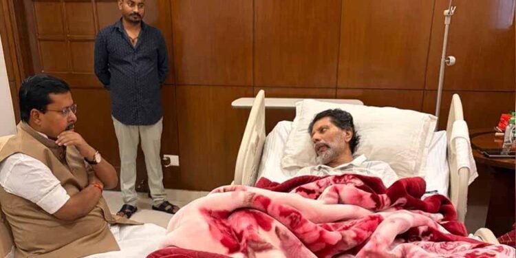 BJP अध्यक्ष नितिन नबीन ने किरण सिंह देव से की मुलाकात, डॉक्टरों से ली स्वास्थ्य की जानकारी