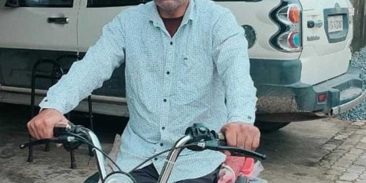 मंत्री  लक्ष्मी राजवाड़े की संवेदनशील पहल: आवेदन के 48 घंटे के भीतर दिव्यांग विष्णु लाल यादव को मिली इलेक्ट्रिक स्कूटी