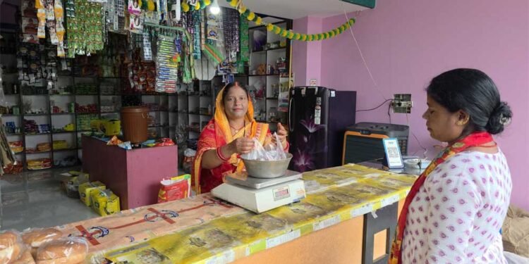 छत्तीसगढ़ महिला कोष से मिले ऋण ने हरमनिया देवी की आजीविका को दी नई दिशा