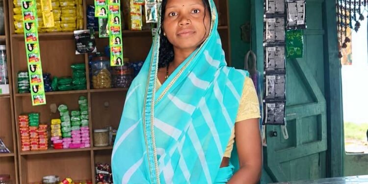 गांव की बेटी ने लिखी आत्मनिर्भरता की कहानी, सुमन लता बनीं ‘लखपति दीदी’