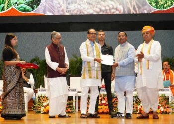 नई दिल्ली राष्ट्रीय कृषि सम्मेलन में शामिल हुए मंत्रीरामविचार नेताम