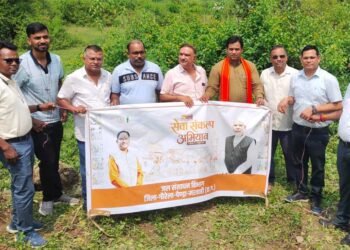 सेवा संकल्प अभियान के तहत अरपा उद्गम स्थल पर नदी घाट स्वच्छता और जल संरक्षण का संदेश