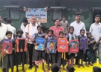 नक्सलमुक्त बस्तियों में गूंजी स्कूल की घंटी, छत्तीसगढ़ में शिक्षा ने ली नई उड़ान