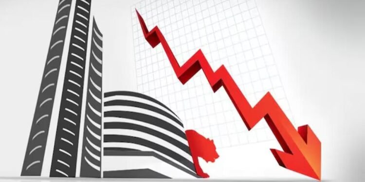 Share Market Crash: बाजार में मचा हाहाकार, सेंसेक्स 700 अंक लुढ़का, निफ्टी भी धड़ाम