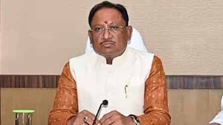 वायरल वीडियो पर CM साय का एक्शन, अंबिकापुर की खराब सड़क पर कलेक्टर को दिए तत्काल सुधार के निर्देश