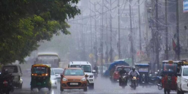 इंदौर में अगस्त की बेरुखी के बाद जन्माष्टमी पर बारिश, रातभर बरसे बादल; 18 इंच पानी की दरकार