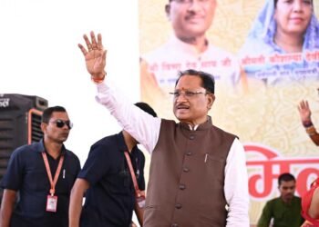 मुख्यमंत्री  विष्णु देव साय की पहल से जशपुर में महुआ को मिल रहा नया स्वरूप, जशप्योर और जय जंगल के प्रयासों से जनजातीय परिवारों एवं महिला स्वसहायता समूहों के लिए आजीविका की नई संभावनाएं