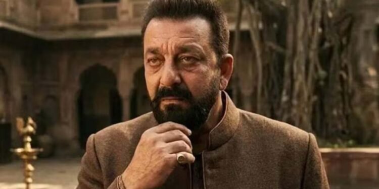 जेल के दिनों को याद कर छलका संजय दत्त का दर्द, बोले- पिता के सामने हथकड़ी लगना अंदर से तोड़ गया था
