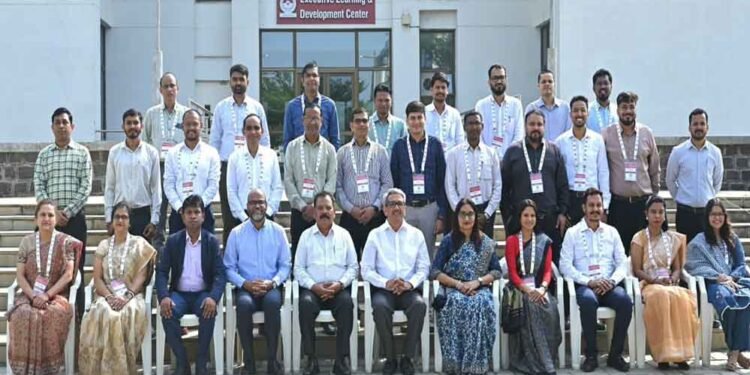 आईआईएम रायपुर में पंजीयन विभाग की दो दिवसीय कार्यशाला संपन्न, प्रशासनिक सुधारों को मिलेगी राष्ट्रीय-अंतर्राष्ट्रीय पहचान