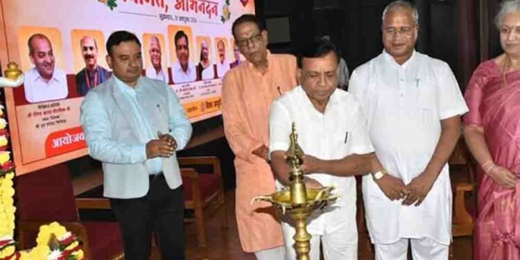 आयुर्वेद हमारी समृद्ध सांस्कृतिक विरासत और स्वस्थ जीवन का आधार : उप मुख्यमंत्री देवड़ा