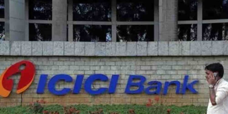 ICICI बैंक का दिवाली तोहफा, ग्राहकों के लिए बढ़ाई FD की ब्याज दरें
