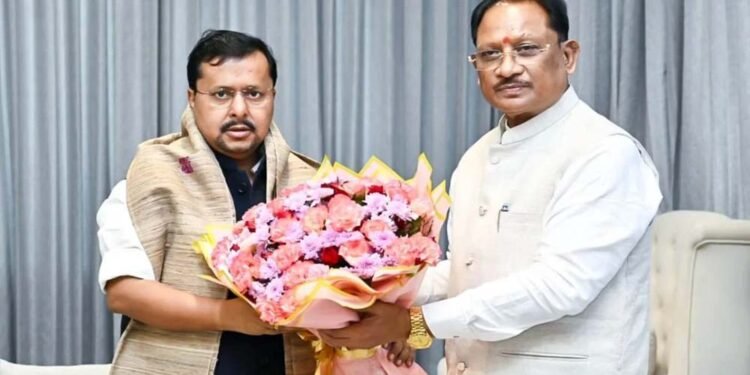 CM साय ने BJP राष्ट्रीय अध्यक्ष नितिन नबीन से की मुलाकात, कई मुद्दों पर हुई चर्चा