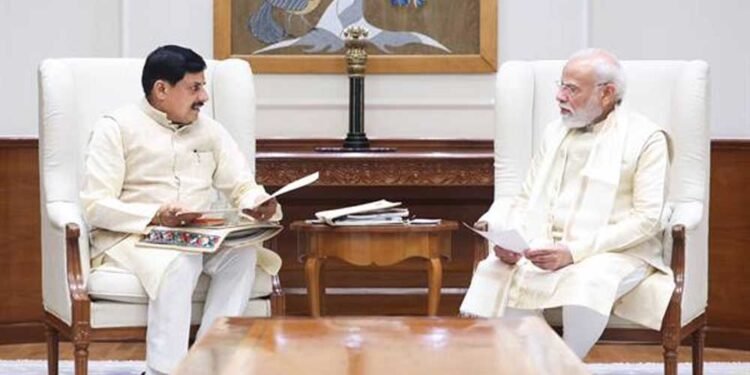 प्रधानमंत्री मोदी से मुख्यमंत्री डॉ. यादव ने की आत्मीय भेंट