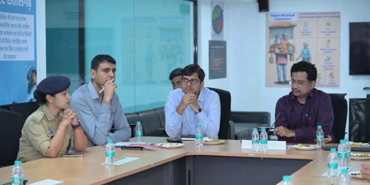 शहर के समग्र विकास और बेहतर प्रबंधन के लिए कार्ययोजना तैयार करने के निर्देश