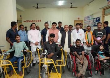 मुख्यमंत्री डॉ. यादव ने मुरैना जिला दिव्यांगजन पुनर्वास केंद्र का किया निरीक्षण
