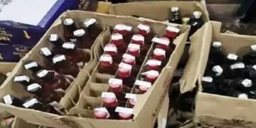 IPS की कार्रवाई के बाद शराब का ‘खेल’: मौके पर 50 लीटर बरामद, थाने पहुंचते-पहुंचते 5 लीटर कम! भोपाल में मचा हड़कंप