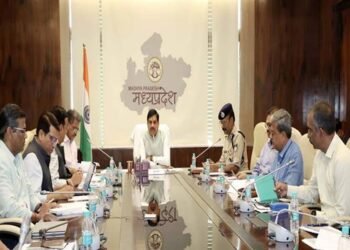 कार्बाइड गन और कार्बाइड लैम्प के उपयोग पर लगायें सख्ती से अंकुश : मुख्यमंत्री डॉ. यादव