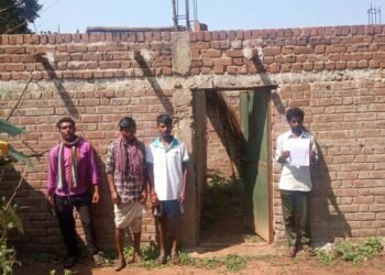 पीएम जनमन आवास में ठगी, ठेकेदार पर FIR दर्ज