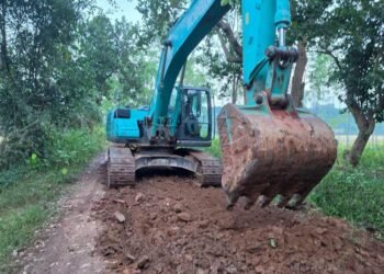 नक्सलवाद के खात्मे के बाद बस्तर में विकास को नई गति, बड़े बोदल सड़क निर्माण कार्य प्रारंभ