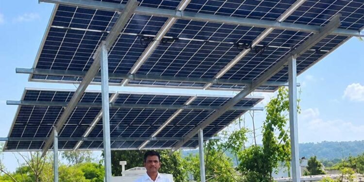 पीएम सूर्यघर मुफ्त बिजली योजना से होसीलाल साहू के घर आया हुआ रोशन